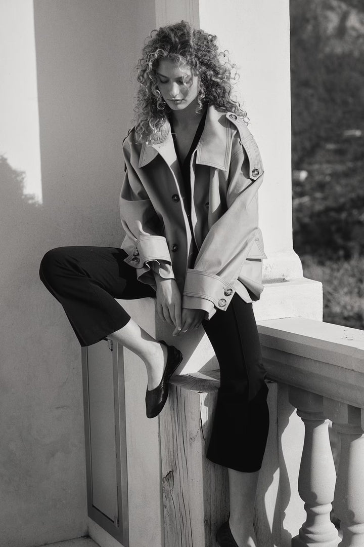 Iris Krátký Trenčkot VELLARO