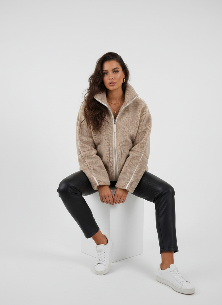 Leila | Teddy Kabát VELLARO