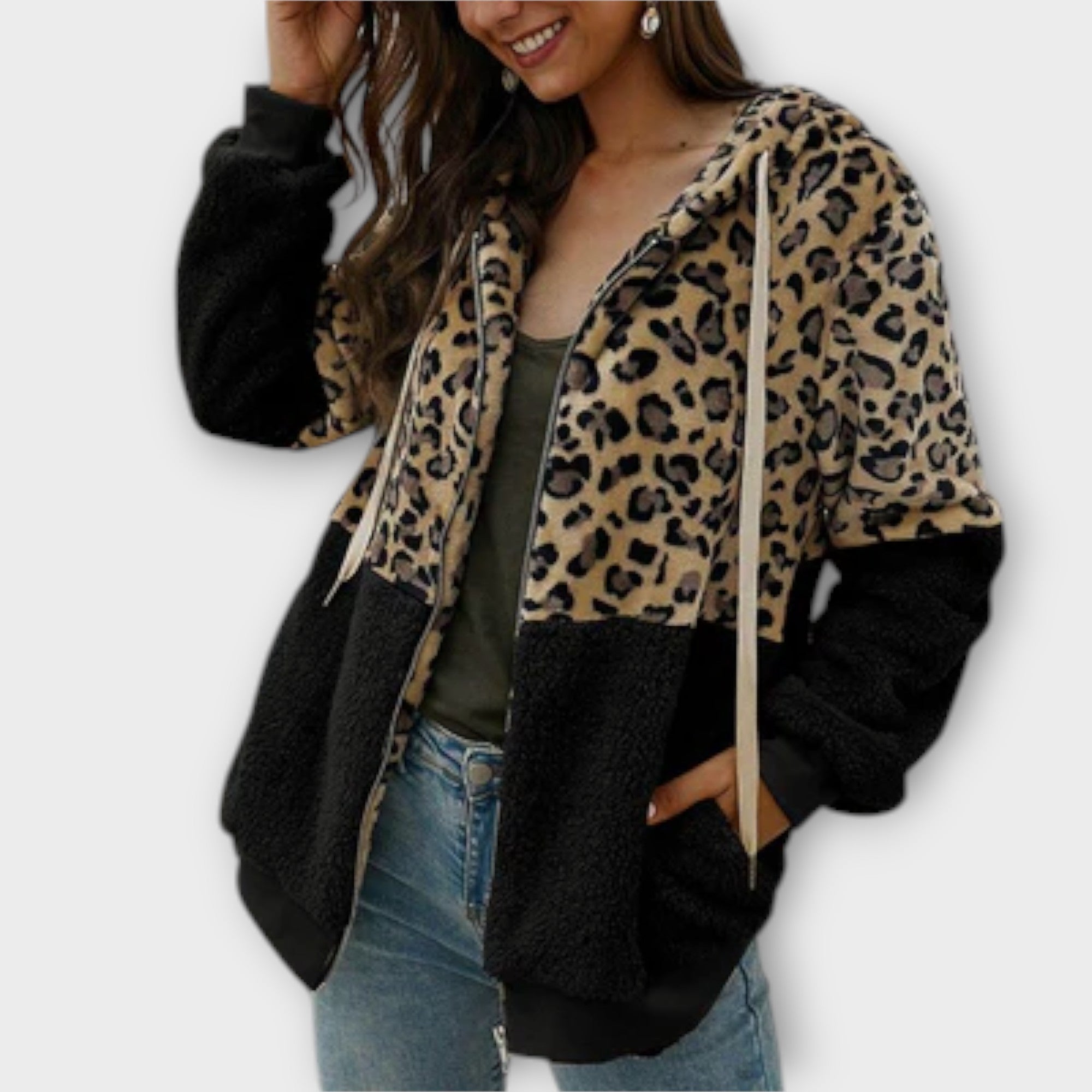 Lea - Fleece mikina s kapucí a leopardím designem VELLARO